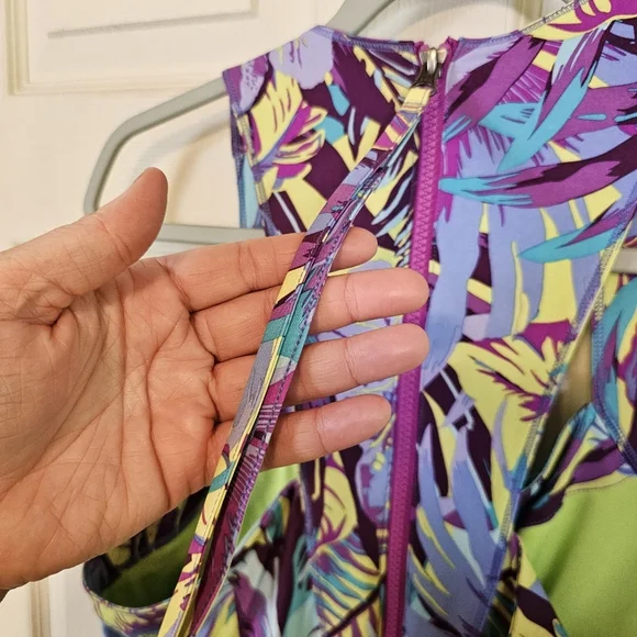 Title Nine Arabella Nimblene Halter Tropical Print Athletic Dress - Picture 5 of 9